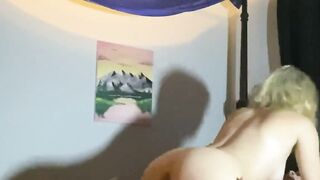 Ce couple a decide de se filmer en train de baiser avec une webcam