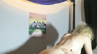 Ce couple a decide de se filmer en train de baiser avec une webcam