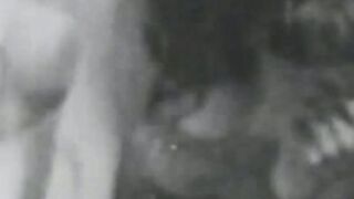 Vintage vixen face sitting and fucks big cock in threesome