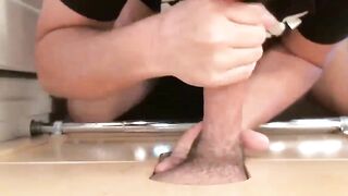 He always aim higher to find the ultimate big dick to suck