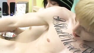 Inked twink Miles fucked missionary by his skinny boyfriend