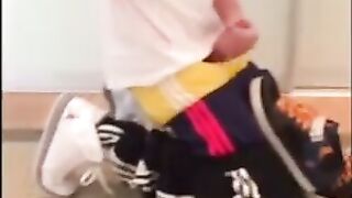 Twink Handjob Amateur Video - Sehr Geil