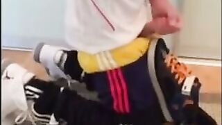 Twink Handjob Amateur Video - Sehr Geil