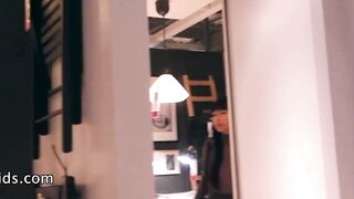 Plaisirs anales chez IKEA