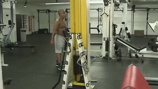 Gorgeous hunk slamming the gym newbie with his huge cock