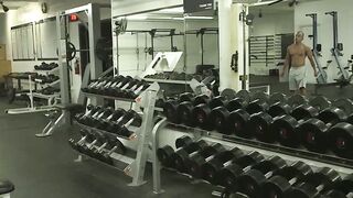Gorgeous hunk slamming the gym newbie with his huge cock