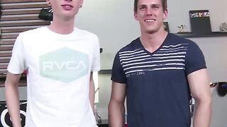 Brody Hamilton Tops Alex Maxim
