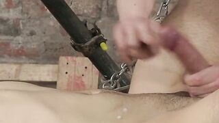 Dominant young guy takes care of jock sub and his asshole