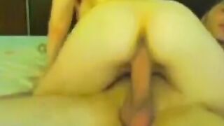 Cuplu romanesc face sex anal in fata webcam-ului