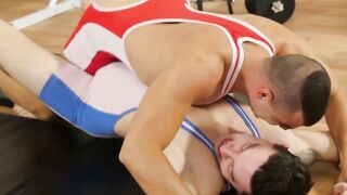 Bubble butt jock James Huck ass stretched by wrestler buddy