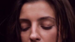 Seductress strips and then rubs her puss in the shower a bit