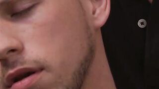 Cute hunk Killian James railed deep in the ass by Roman