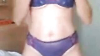 French Slut Anal Plays with Dildo on Webcam