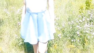 The cutie loves to fuck in nature she ca
