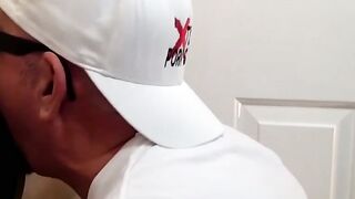Fat dude shows his dick sucking technique in glory hole room