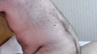 Hardcore bears riding bareback and blow dick in fourway