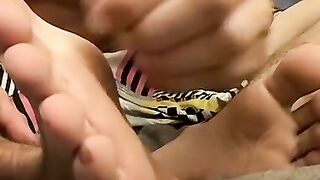 Tyler Ydrek plays with a dick pump and his sexy toes