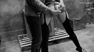 Blindfolded amateur mom gets snatch teased inside FETISH swinger sex tape