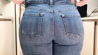 Cougar Long Fat Butt And Boobies 4k