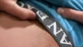 Hot straight Jake Woods masturbates and sprayed a mega cum shot