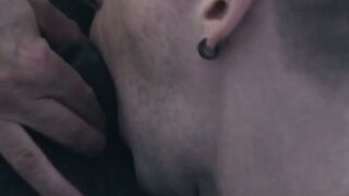Kinky jock Thyle Knoxx ass stretched by hung daddy bareback
