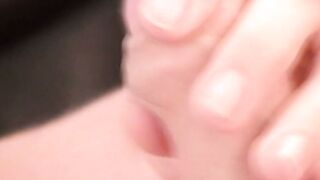 Amateur dude works on his dick until climax time