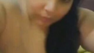 Big-Titted Colombian BBW on Webcam
