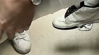 Foot cast placed on twink and his leg before being taken off
