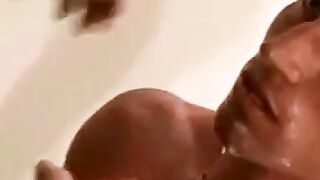 Amateur Bareback Big Cocks & Cum