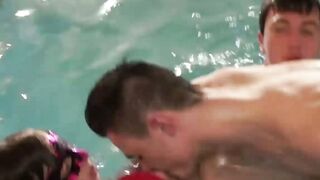 Bareback foursome with hot studs in the pool and on the deck