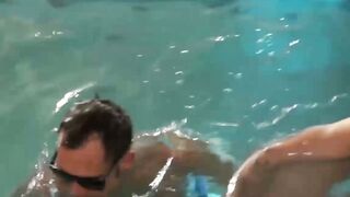 Bareback foursome with hot studs in the pool and on the deck