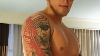 Fitness hunk Steve Rinkz gets naughty with his veiny cock