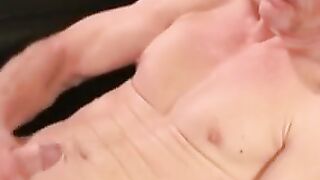 Athletic mature amateur masturbates on camera solo and cums