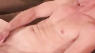 Athletic mature amateur masturbates on camera solo and cums