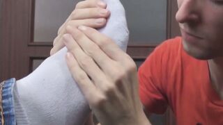 Foot fetish jock Cal jerks off while hot twink sniffs him