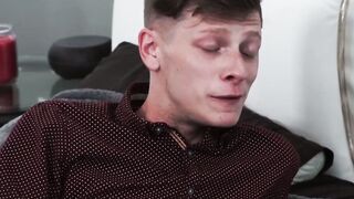 Muscular Cade Maddox fucking twink with big cock