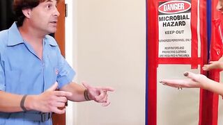 MILF Savana Styles fucked hard by Eric John after an amazing blowjob