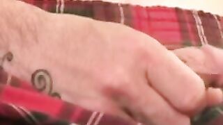 Mature American amateur cums on himself after jerking solo