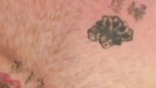 Mature American amateur cums on himself after jerking solo