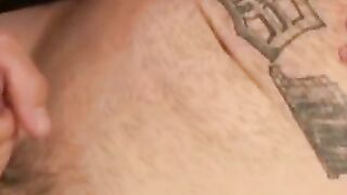 Mature American amateur cums on himself after jerking solo