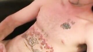 Mature American amateur cums on himself after jerking solo