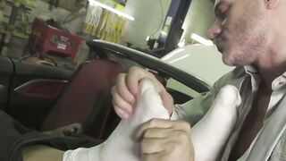 Hunk Manuel Skye sucks his buddies toes and licks his feet