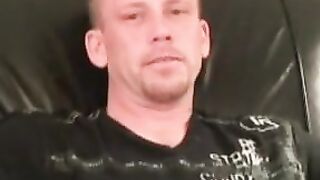 Tattooed amateur dude masturbates and anal plays solo