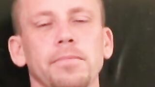 Tattooed amateur dude masturbates and anal plays solo