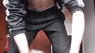 Tattooed amateur Latino jerks off himself until cumshot