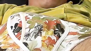 Solo twink amateur Kyle Valasek jizzes in his underwear