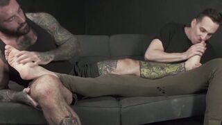 Gay hunks are foot licking each other while jerking off