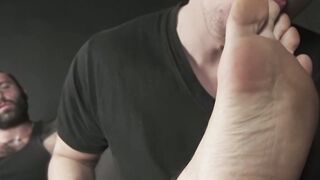 Gay hunks are foot licking each other while jerking off