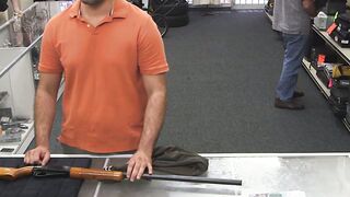 Pawnee rides cock to avoid walking out of the shop broke