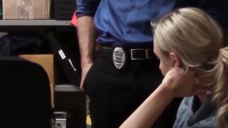 Robber Emma Hix spreading legs for police and cumshit